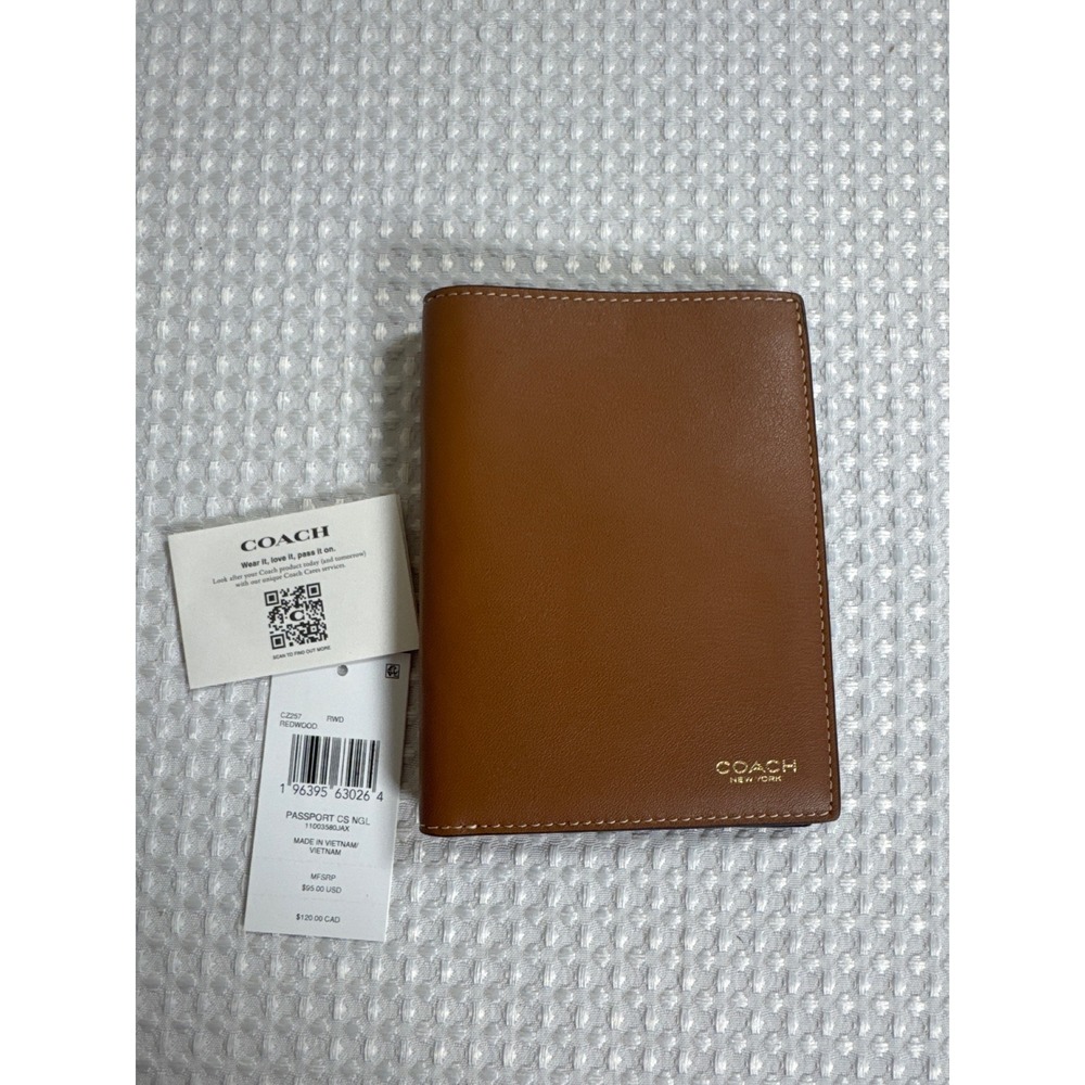 Coach Passport Case Unisex CZ257 Redwood Leather NWT